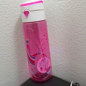 Minnie plastic water bottle